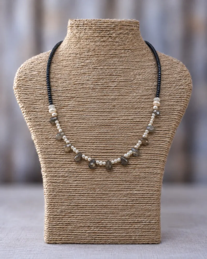 Collier Éclipse Nacrée