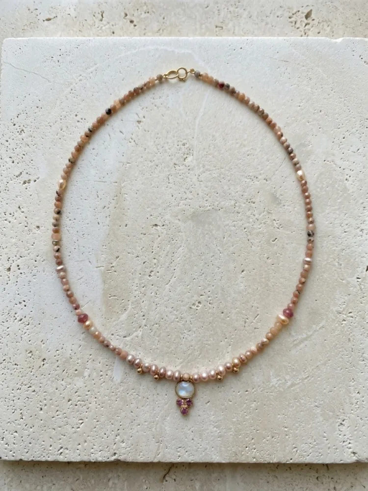 Collier Nude